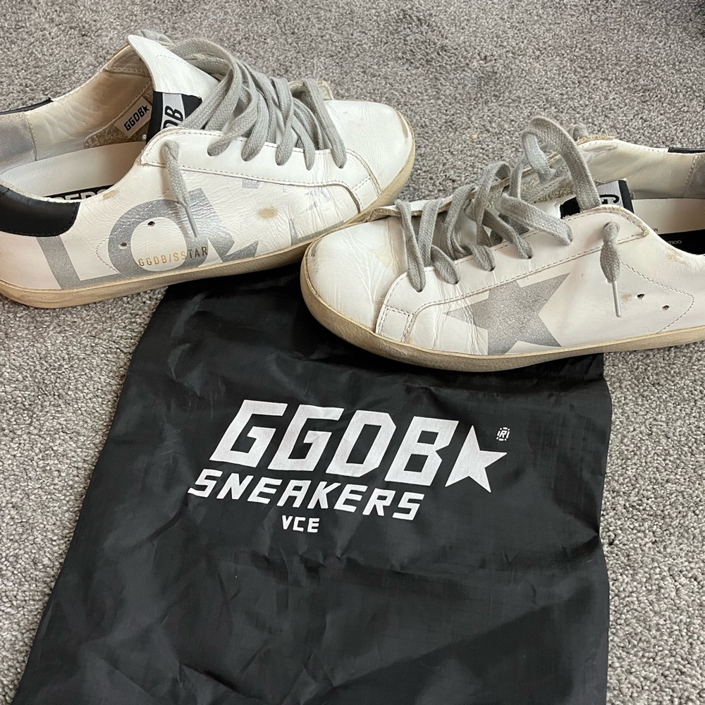 Golden Goose “Love”  superstars